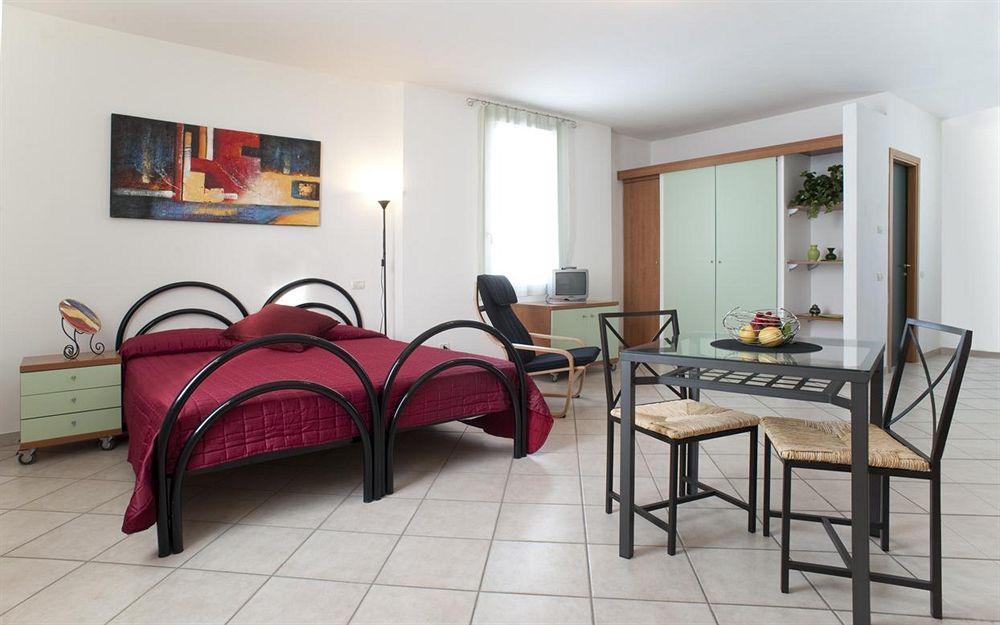 Villa Meli Lupi - Residenze Temporanee Πάρμα Εξωτερικό φωτογραφία