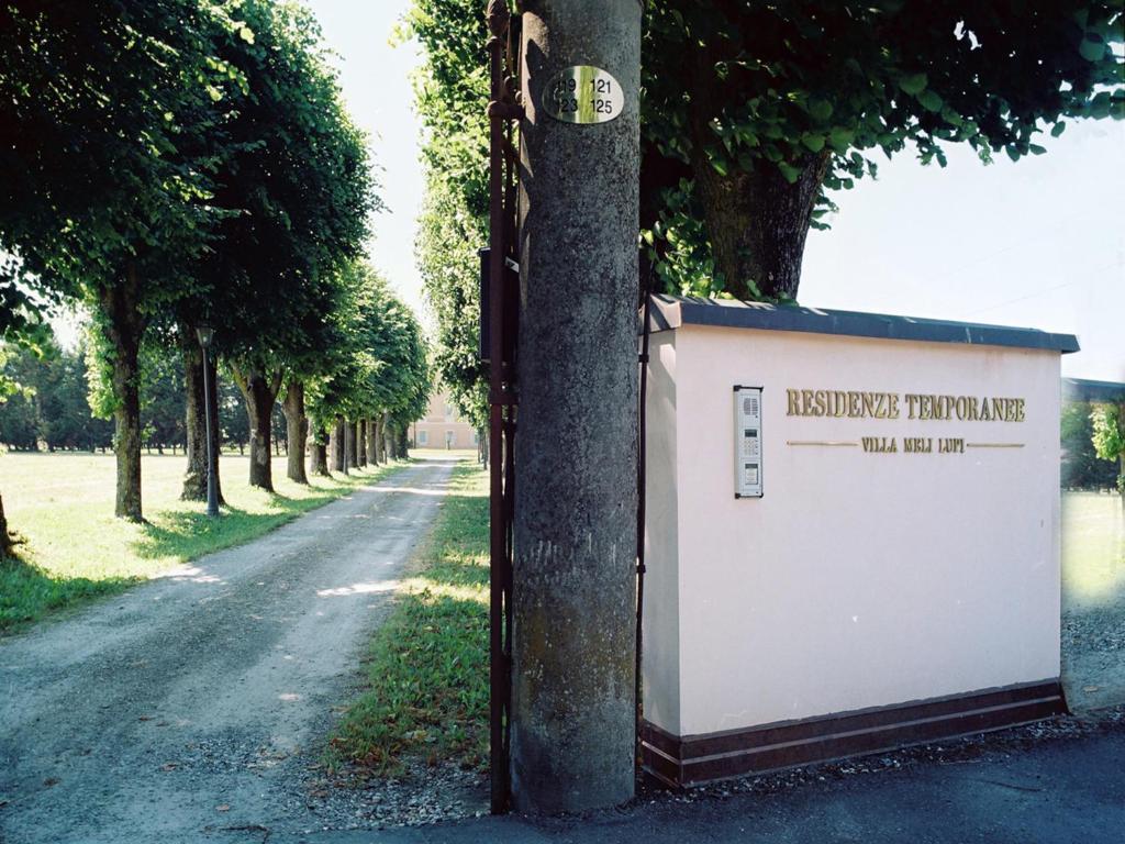 Villa Meli Lupi - Residenze Temporanee Πάρμα Εξωτερικό φωτογραφία