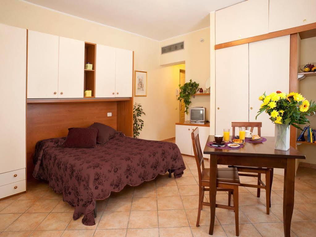 Villa Meli Lupi - Residenze Temporanee Πάρμα Εξωτερικό φωτογραφία