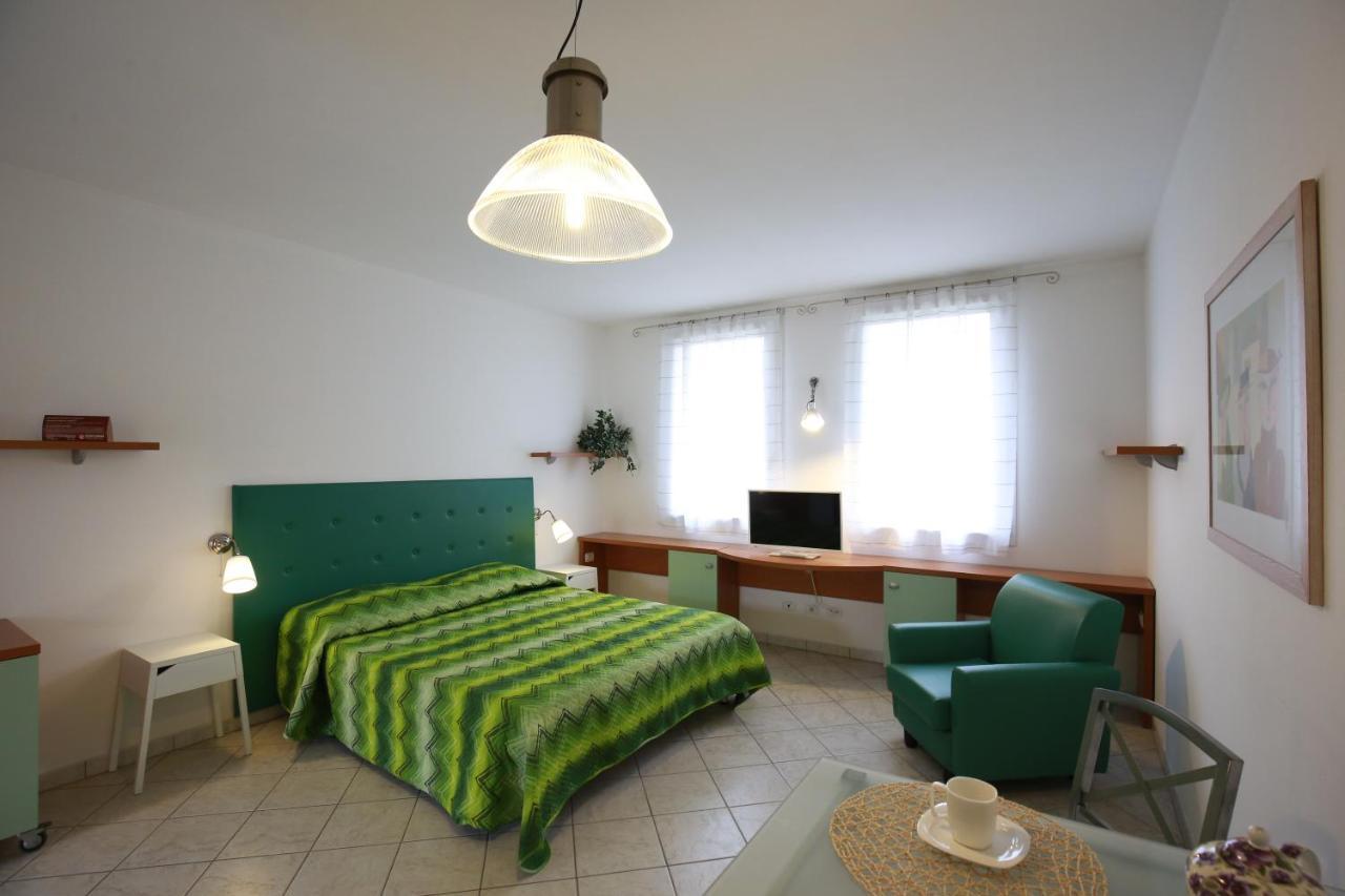 Villa Meli Lupi - Residenze Temporanee Πάρμα Εξωτερικό φωτογραφία